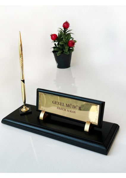 Kişiye Öze Müdür Masa Isimliği | Ofis Masa Isimliği |işyeri Cam Isimlik | Kalem Hediyelik Eşya