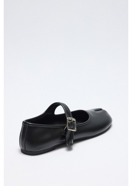 Babet 2526 - Parmak Arası Tek Bantlı Siyah Kadın Babet fırsatları