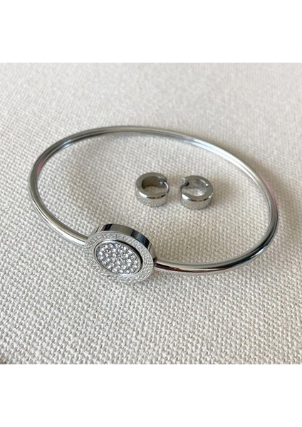 Çift Kelepçe Küpeli Çelik Kombin Set modelleri