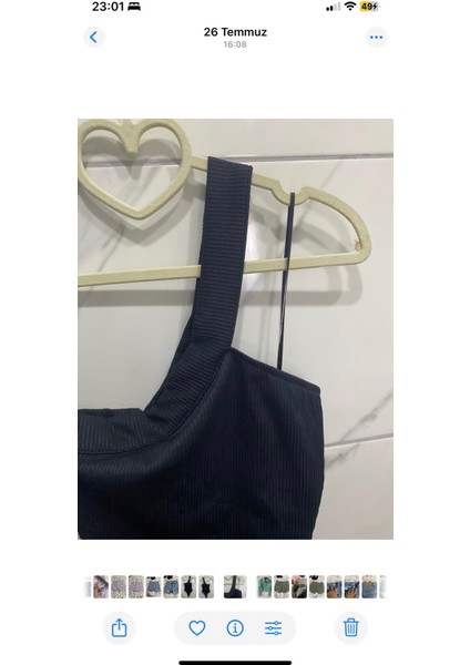 Omuz Detaylı Çıtçıtlı Bluz