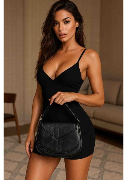 Siyah Deri Görünümlü Kadın El ve Omuz Çantası