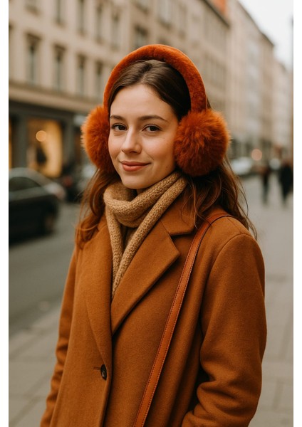 Katlanabilir Peluş Kulaklık – Yumuşak, Sıcacık & Şık Tasarım