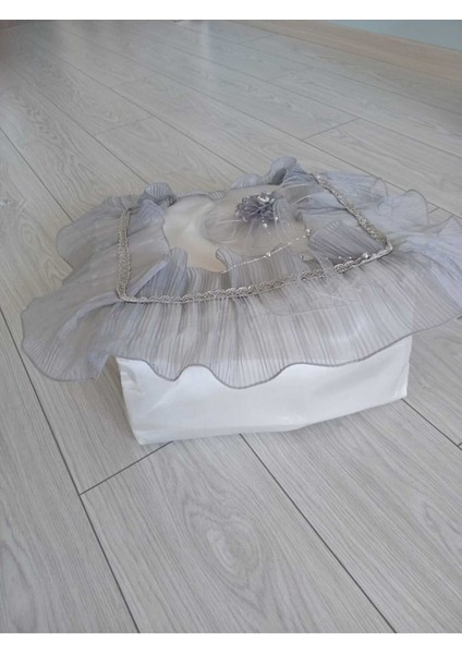 Gül Motifli Satenden Süngerli Bohça, Geniş Tül Kenar, Fermuarlı, 40X20 cm fırsatları