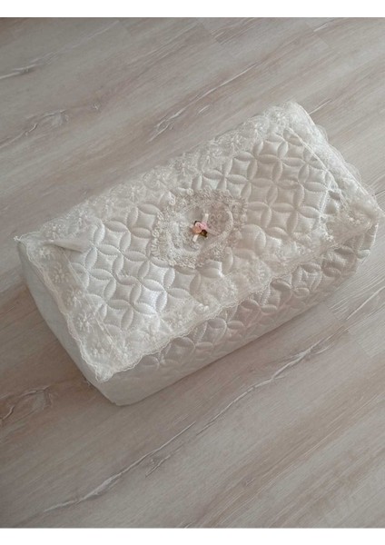 Iki Kişilik Ekru Bohça Seti, Fransız Motifli, Püsküllü, 20X30X60 cm Boyutlarda fiyatları