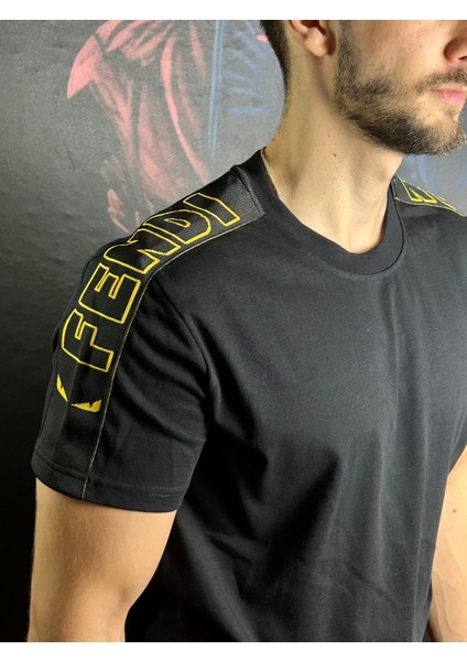 Omuz Detaylı %pamuk T-Shirt fırsatları