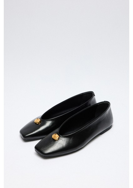 Babet 2528 - Gold Taş Detaylı Siyah Kadın Babet