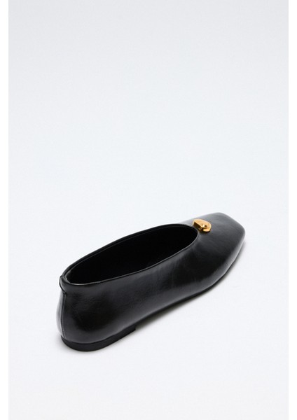 Babet 2528 - Gold Taş Detaylı Siyah Kadın Babet fırsatları