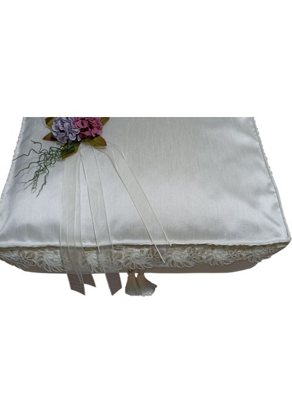 Kenarı Güpürlü Ekru Sade Hurç, Zarif ve Şık Çanta Alternatifi fiyatları