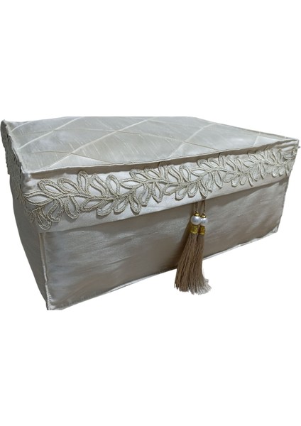 Bej Fransız Dantelli Hurç, Şık ve Zarif Saklama Çantası, 45 cm