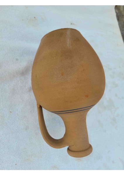 Boz Toprak Su Testisi