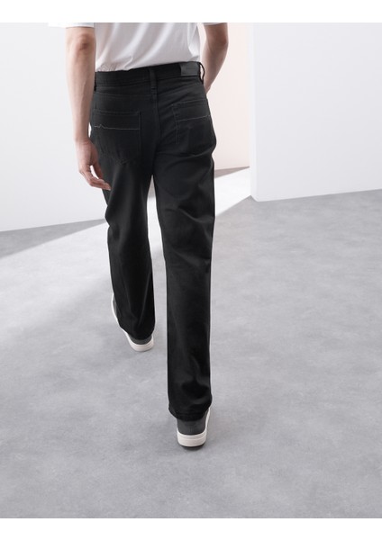 Straight Leg Soft Touch Jean fırsatları