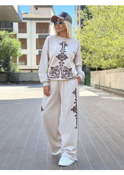 5782 Nakışlı Takım Bej