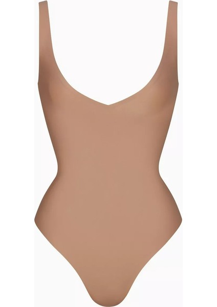 Body Plunge Thong Bodysuit, Derin Yaka, Tanga Kesim, Şık ve Cesur Silüet