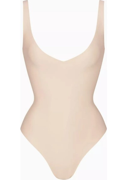 Body Plunge Thong Bodysuit, Derin Yaka, Tanga Kesim, Şık ve Cesur Silüet