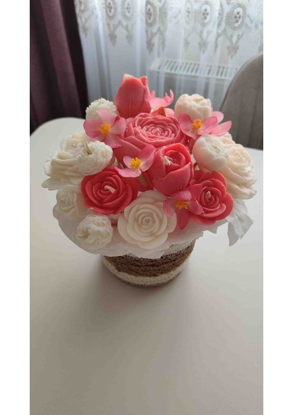 “Pembe Beyaz Çiçek Aranjmanı – Dekoratif Yapay Mum Çiçek Buketi”