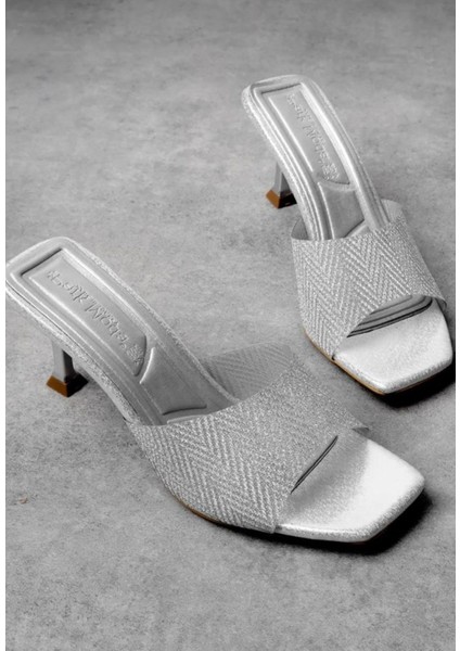 Luart Platin Simli Topuklu Terlik