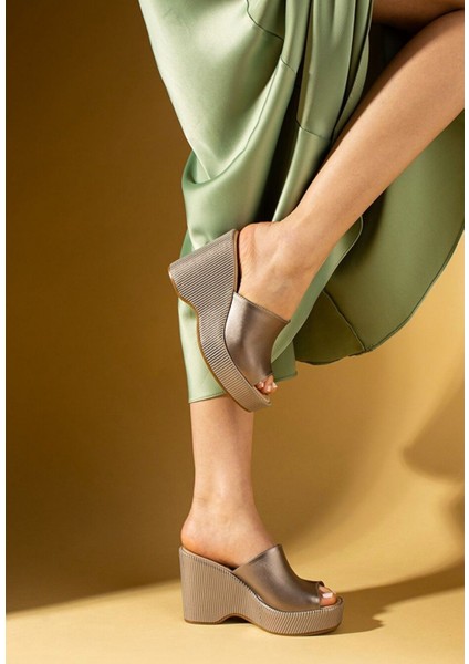 Tlay Platin Cilt Dolgu Topuk Terlik indirimleri