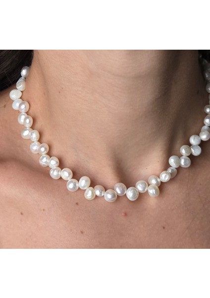 Gerçek Tatlı Su İncili Choker Kolye – Altın Kaplama Aparatlı Zarif Tasarım