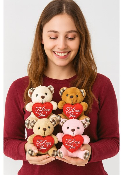 4 Adet Sevimli Mini Peluş Ayıcık - Kalpli 'ı Love You' Mesajlı 11X9 cm