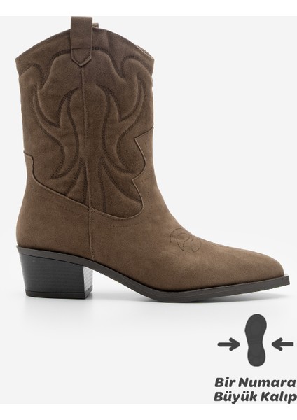 Kadın Sivri Burun Nakışlı Western Bot Nilva modelleri