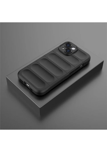 Apple iPhone 15 Uyumlu Silikon Kılıf - Kamera Korumalı Esnek Yeni Nesil Airbag Kapak - Beyaz fırsatları