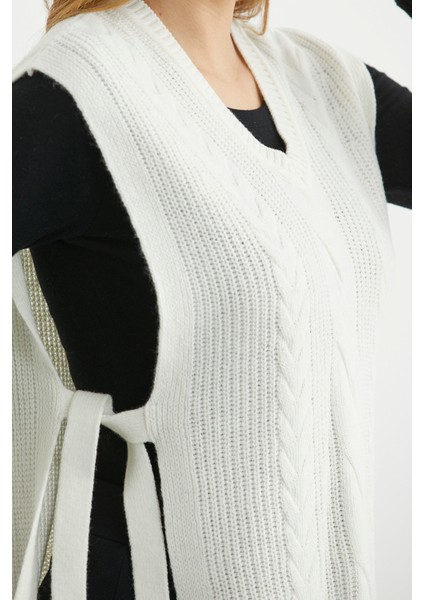 Yanları Bağlama Detaylı Yünlü Triko Süveter - Kemik fırsatları