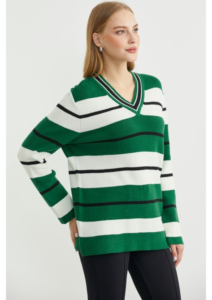 Çizgili V Yaka Triko Kazak - Yeşil fırsatları
