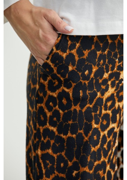 Yumuşak Dokulu Leopar Kombinli Rahat Takım - Ekru indirimleri