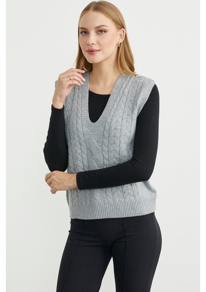 V Yaka Saç Örgü Triko Süveter - Gri fiyatları