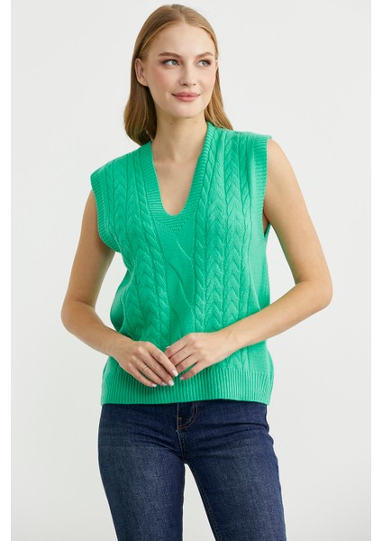 V Yaka Saç Örgü Triko Süveter - Yeşil