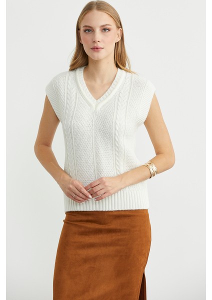 Yünlü V Yaka Triko Süveter - Kemik fiyatları