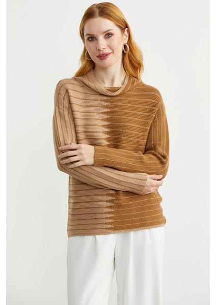 Dik Yaka Kontrast Triko Kazak - Bej fiyatları