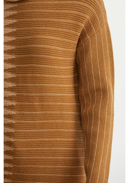 Dik Yaka Kontrast Triko Kazak - Bej indirimleri