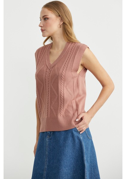 V Yaka Motifli Triko Süveter - Gül indirimleri