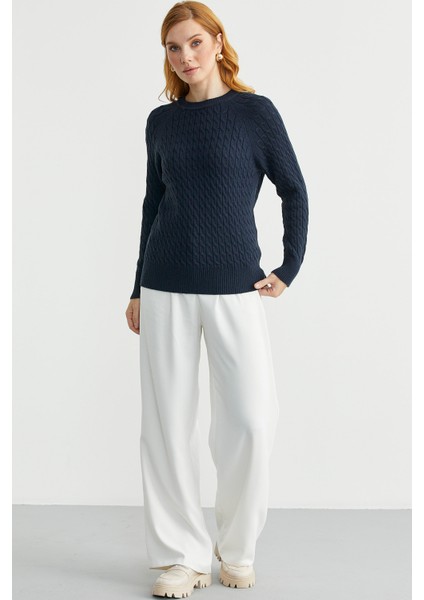 Saç Örgü Motifli Yuvarlak Yaka Triko Kazak - Lacivert fiyatları
