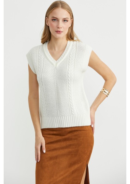 Yünlü V Yaka Triko Süveter - Kemik modelleri