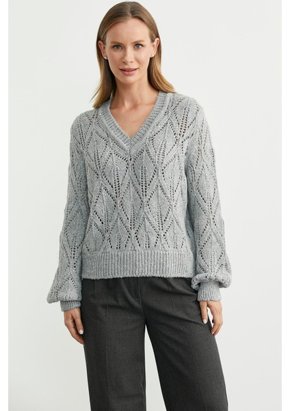 Delikli V Yaka Pullu Triko Kazak - Gri fiyatları