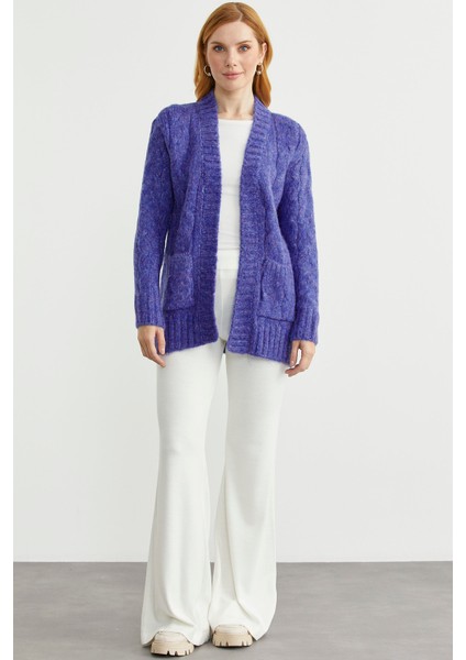 Saç Örgü Motifli Cepli Triko Hırka - Saks