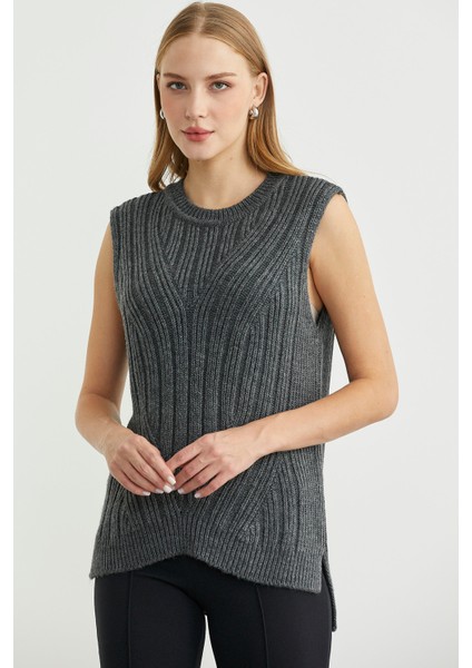 Arkası Uzun Bisiklet Yaka Yünlü Triko Süveter - Koyu Gri