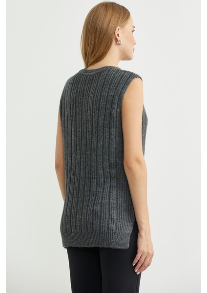 Arkası Uzun Bisiklet Yaka Yünlü Triko Süveter - Koyu Gri indirimleri