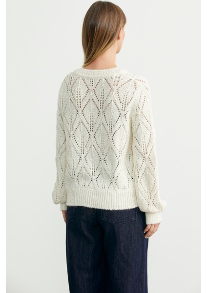 Delikli V Yaka Pullu Triko Kazak - Kemik indirimleri