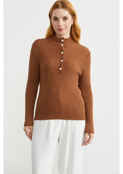 Önü Düğmeli Dik Yaka Triko Kazak - Taba