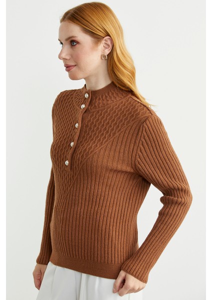 Önü Düğmeli Dik Yaka Triko Kazak - Taba indirimleri