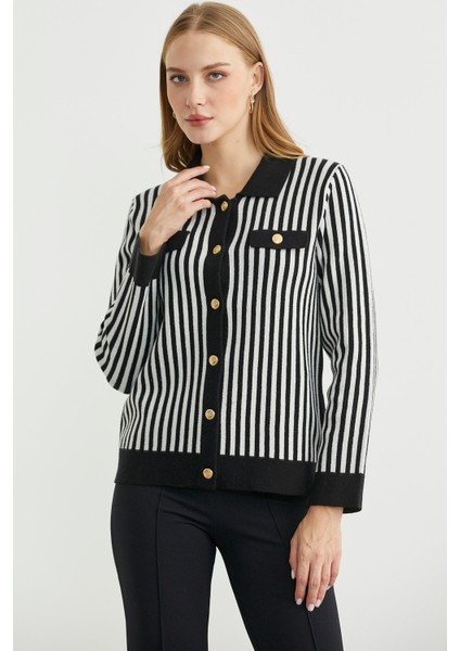 Çizgi Detaylı Yakalı Triko Ceket - Siyah