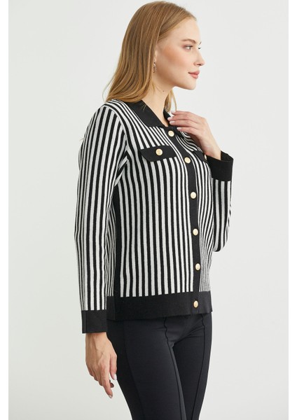 Çizgi Detaylı Yakalı Triko Ceket - Siyah fırsatları