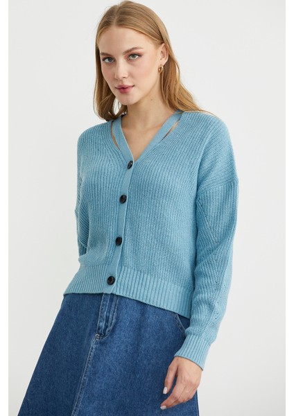 Yaka Detaylı Düğmeli Triko Hırka - Açık Mavi modelleri