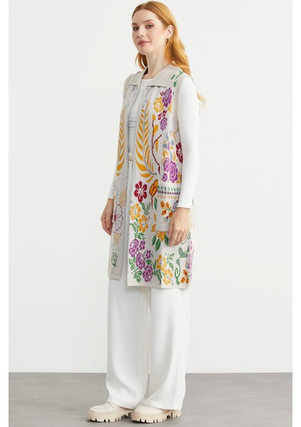 Renkli Çiçek Motifli Yünlü Uzun Triko Yelek - Bej indirimleri