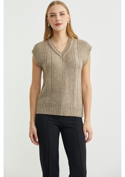 Yünlü V Yaka Triko Süveter - Koyu Bej fiyatları