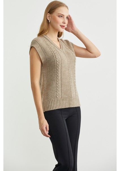 Yünlü V Yaka Triko Süveter - Koyu Bej indirimleri