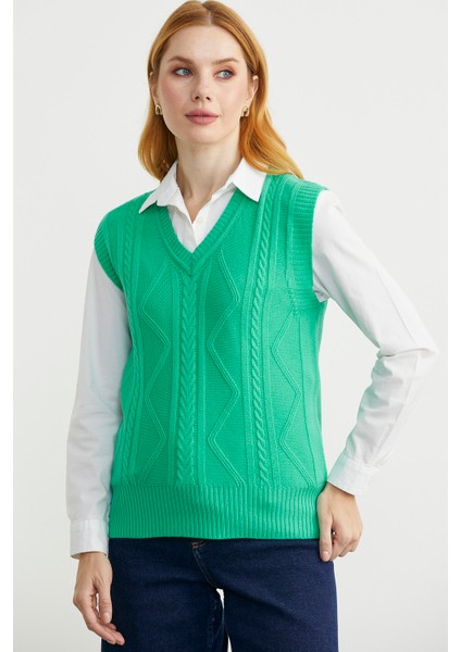 V Yaka Motifli Triko Süveter - Yeşil modelleri